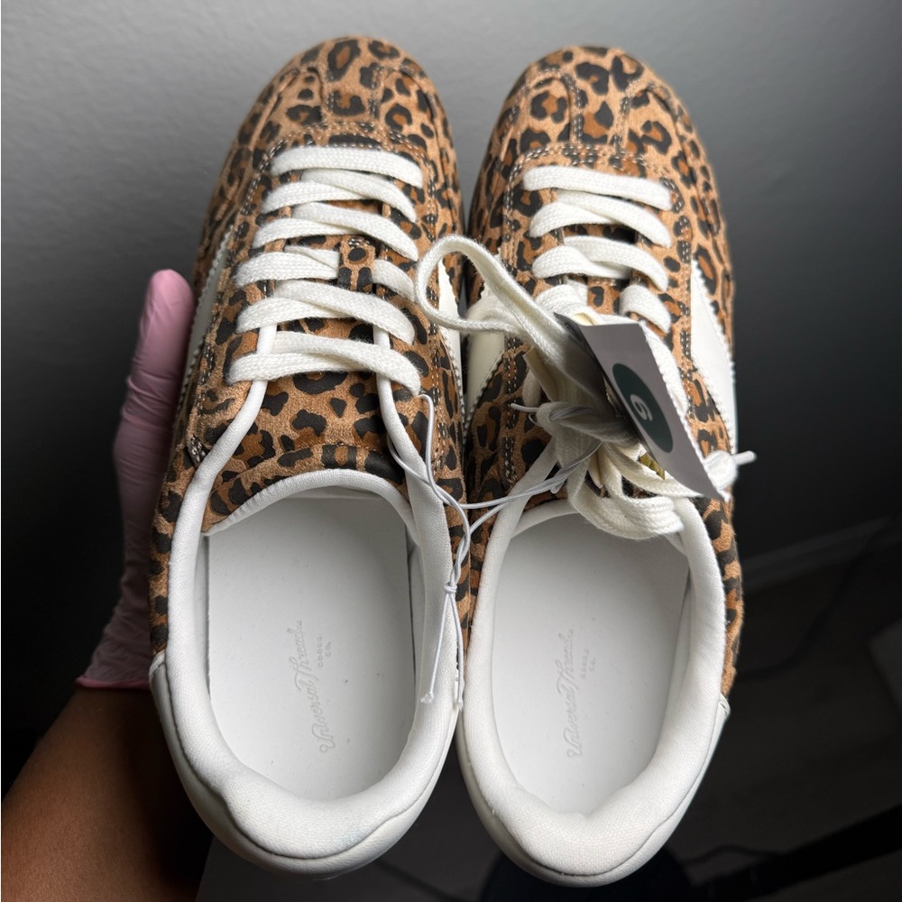 Leopard Print Women's Casual Sneakers - White Trim